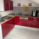 Ue Fuer Freunde 3 Wohneinheiten Mit Aussenflaeche Und Grill Prázdninový dům