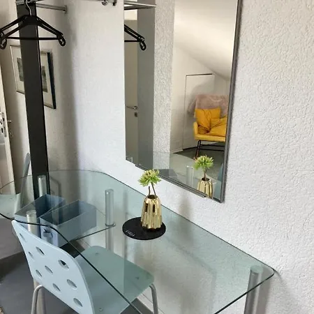 Ferienhaus ü Für Freunde 3 Wohneinheiten Mit Außenfläche Und Grill Hirschaid